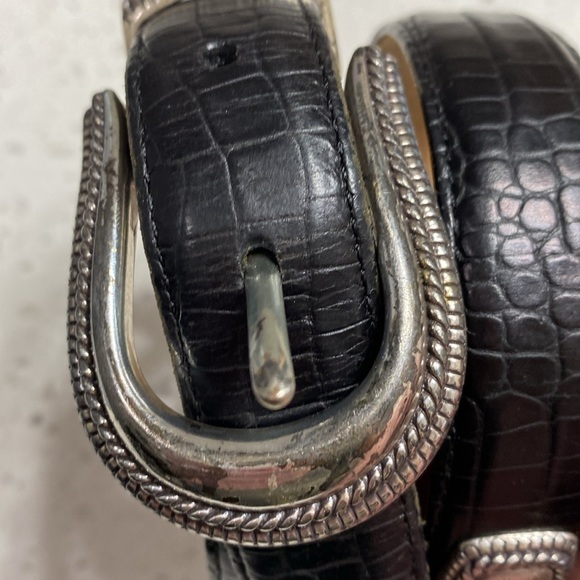 Brighton Concha belt Size XL 36 Black Silvertone buckle and concha’s FLAW - Picture 7 of 8